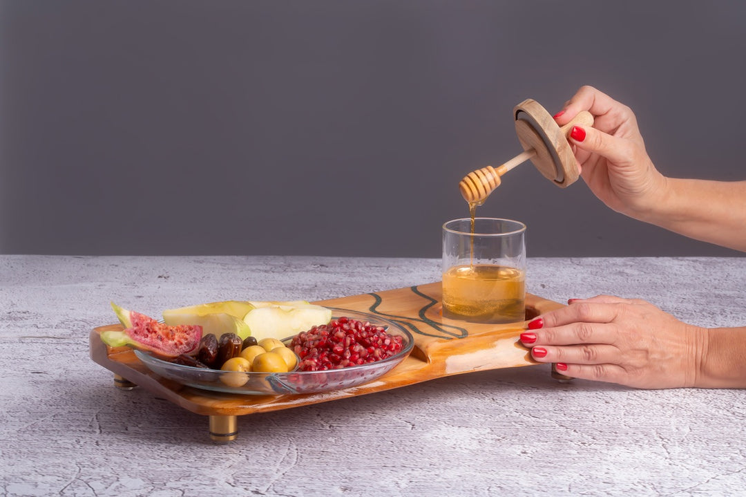 Arava Rosh Hashanah or Round Challah Display Tray