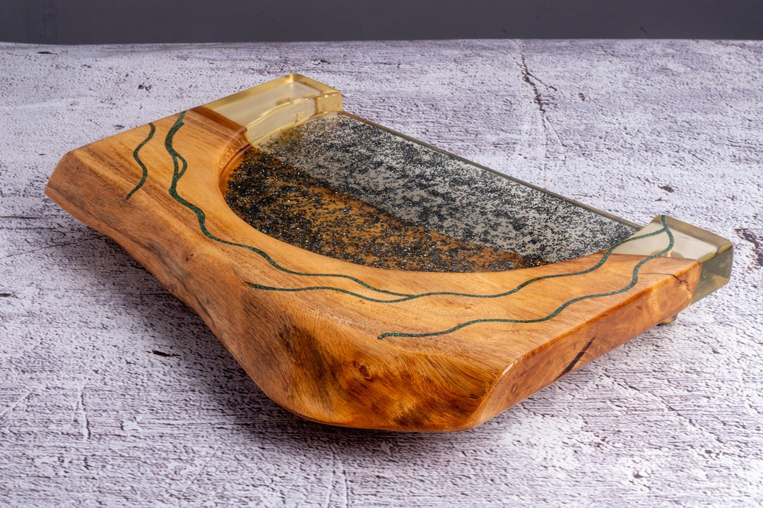 Hasharon Mazza Shemurah or Round Challah Display Tray